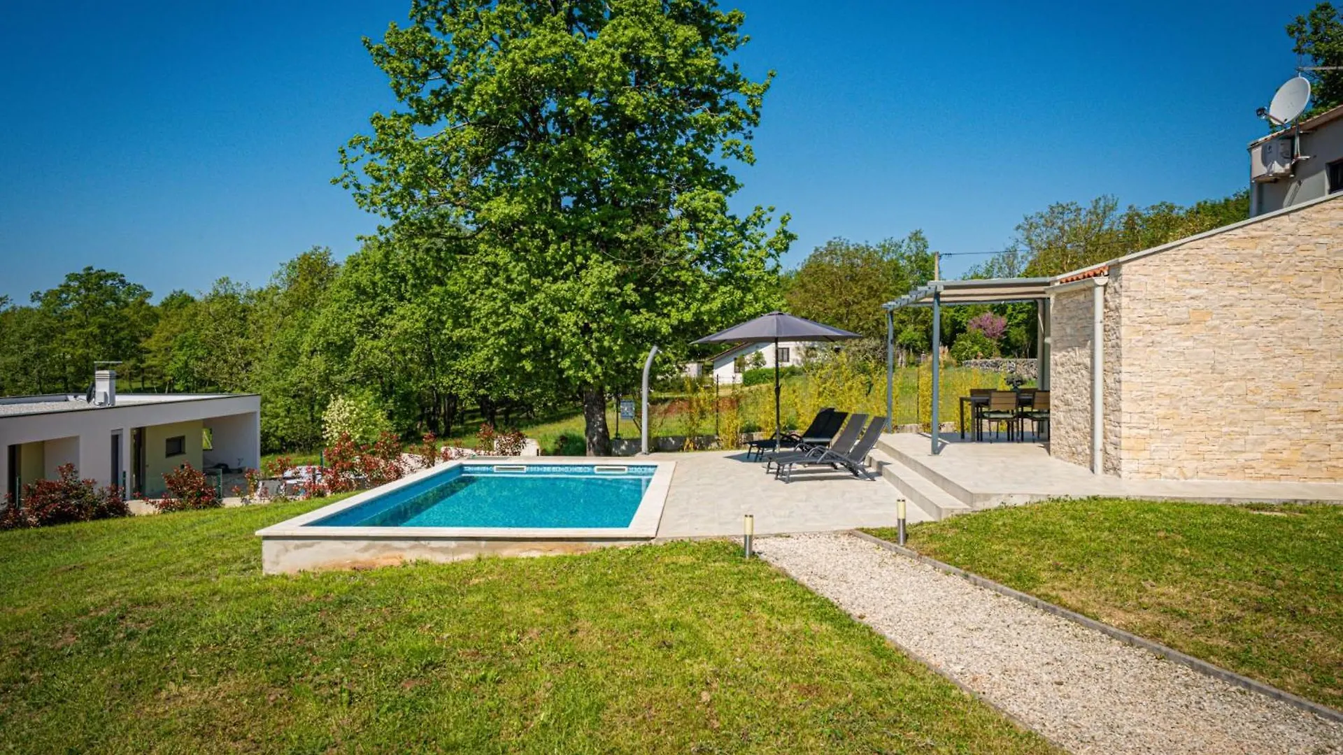 Villa Histria Hedonica In Zabrezani - Haus Fuer 4 Personen Pazin 0*,  Croatia